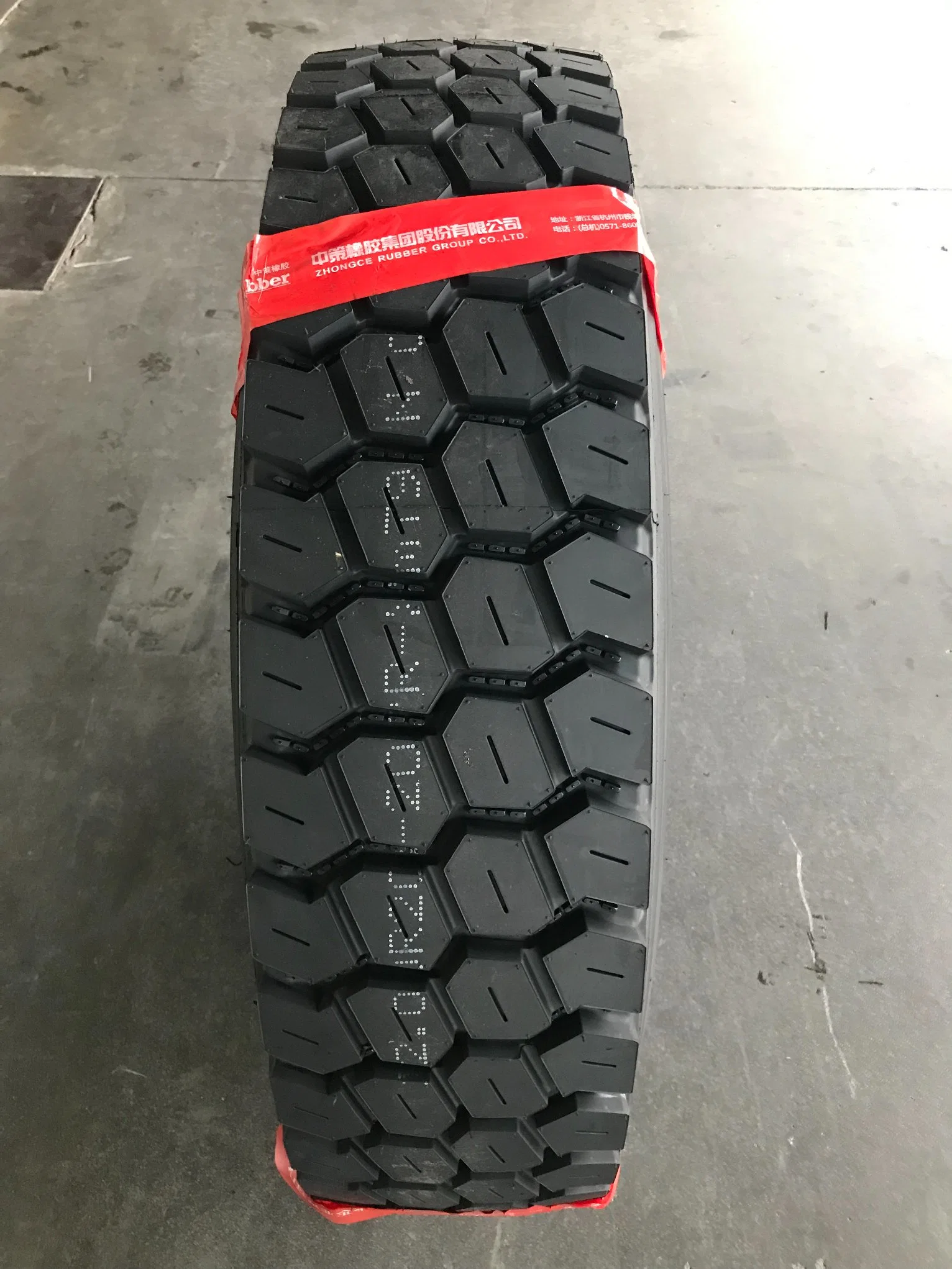 Promotional Zc Rubber Chaoyang Golden Crown Ornate 315/80r22.5, 7.50r16 12.00r20 Tyres TBR/OTR Radial Heavy Duty Truck Tire