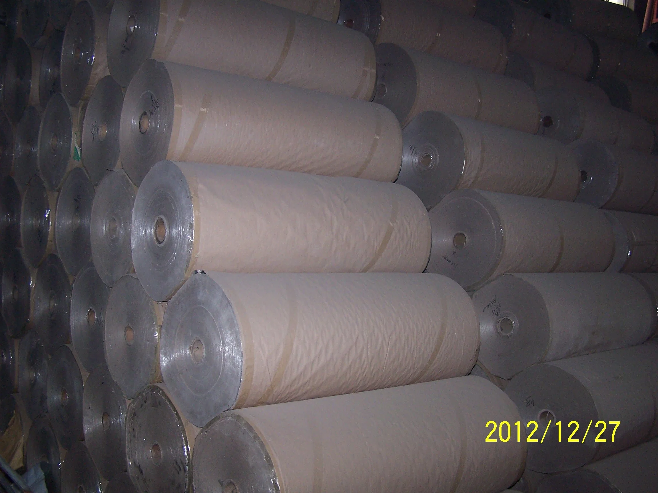 Formaldehyde Free Glass Wool Board Coffee Color Thermal Insulation Rolls Glass Wool