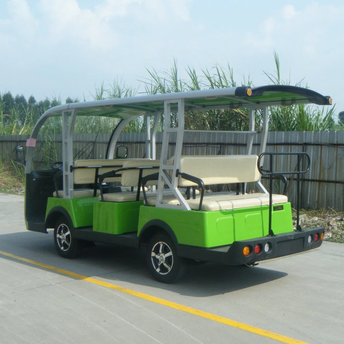 Multifunctional Aluminum Frame Comfortable Leather Seat Electric Airport Shuttle Bus Car (Lt-S8+3)