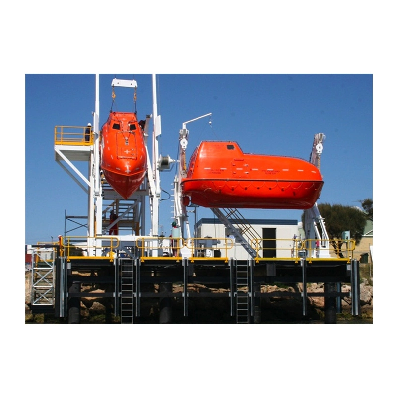 Tempsc Totally Enclosed Motor-Propelled Survival Craft with Davit