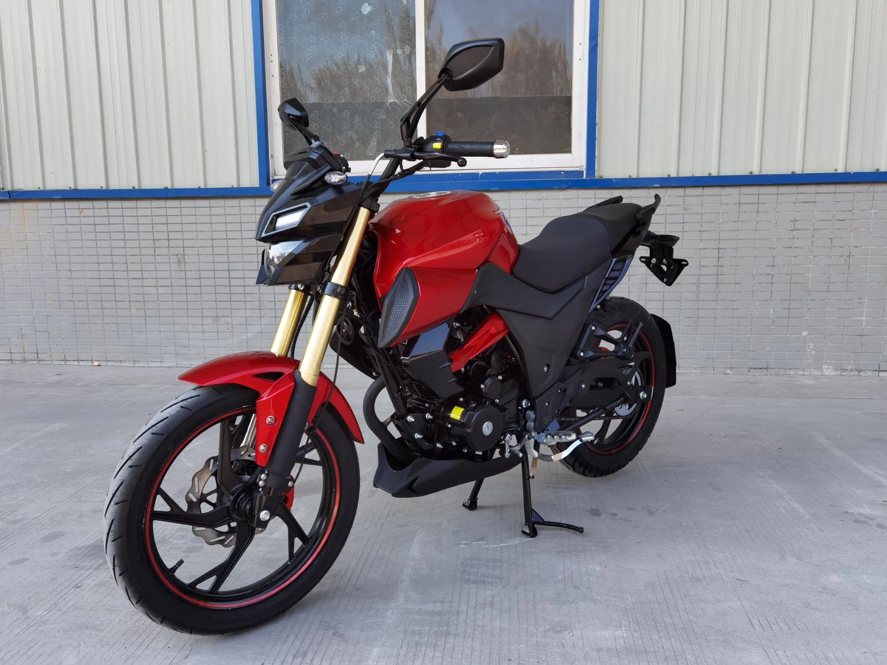 125cc/150cc/200cc/250cc Nouveau modèle de moto à essence avec éclairage LED de YAMAHA (MT)