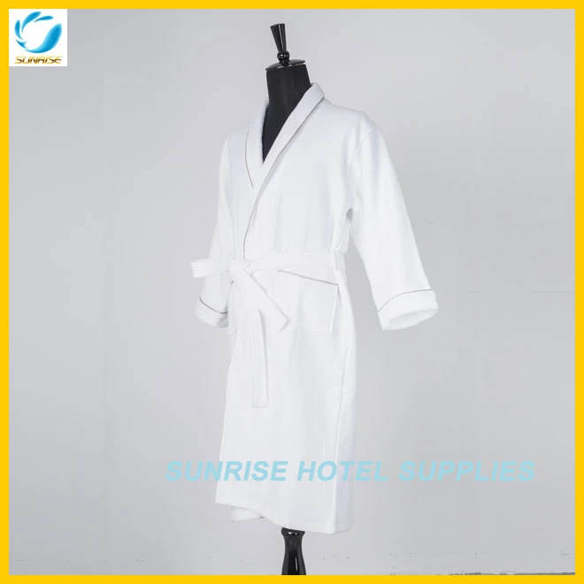 Comfortable Cotton Bathrobe for Hotel