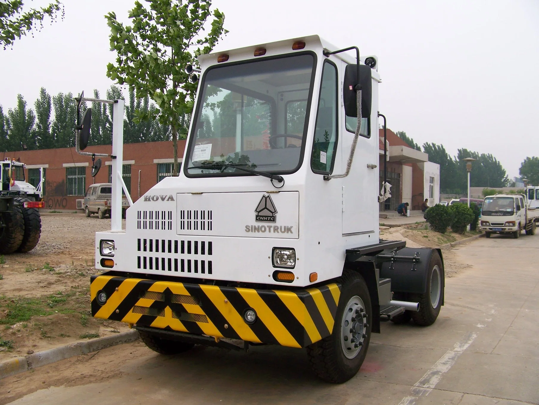 Sinotruk 4X2 Hova Terminal Tractor Port Transportation Tractor