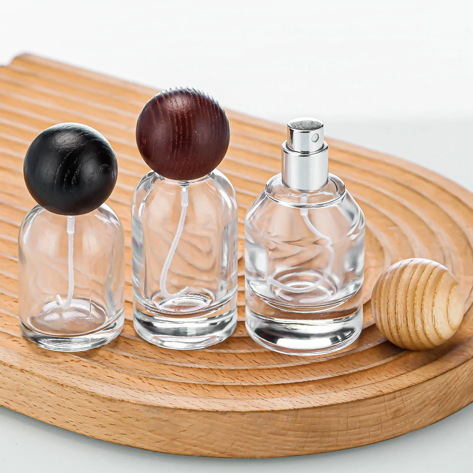 Popular Empty Luxury 30ml Clear Refillable Glass Perfumes Bottle China Cylinder Parfum Bottle with Wood Cap