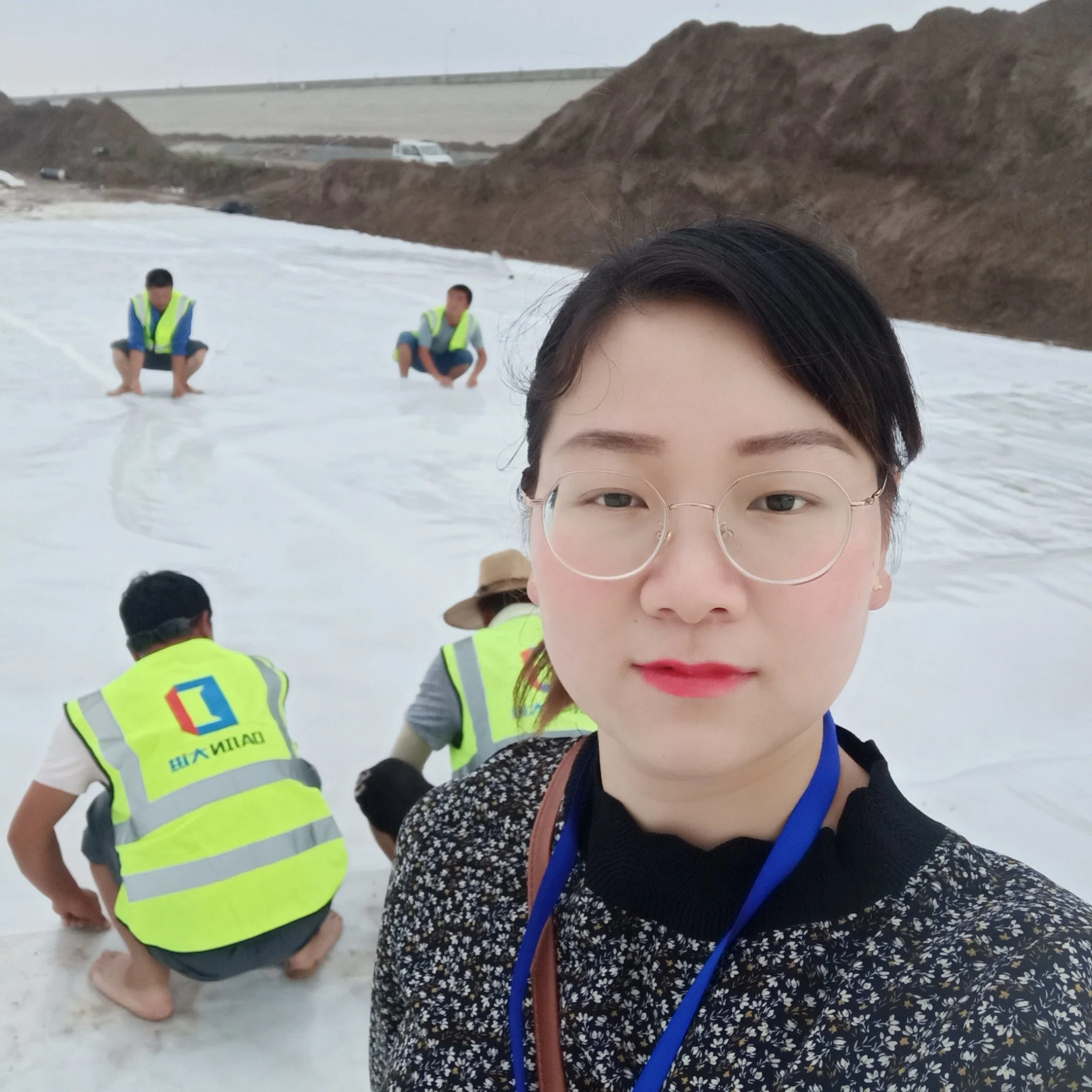 CE 1.5mm GM 13 HDPE Geomembrane for Landfill Pond in The Philippines