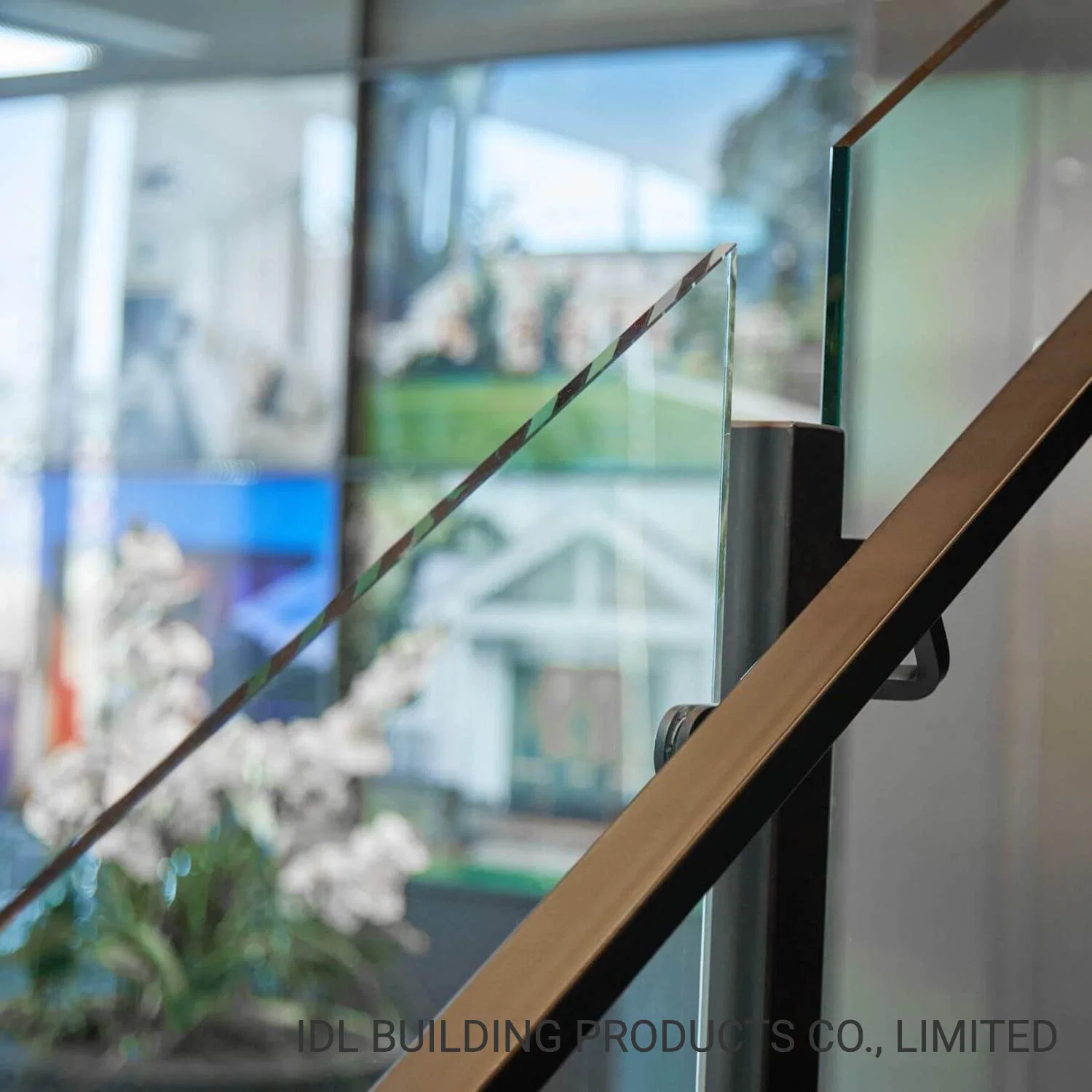 Hot Selling Tempered Glass Balustrade Stainless Steel Square Post Design Balcony Railing/Steel Fence