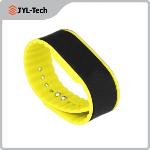 ISO14443A 13.56MHz RFID Silicone Wristbands for Water Park