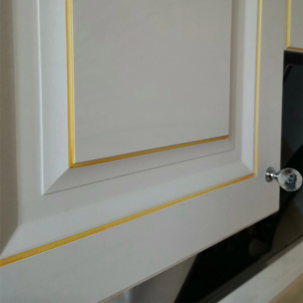 Ligne blanche de luxe Armoire de cuisine blanche en PVC MDF bon marché.