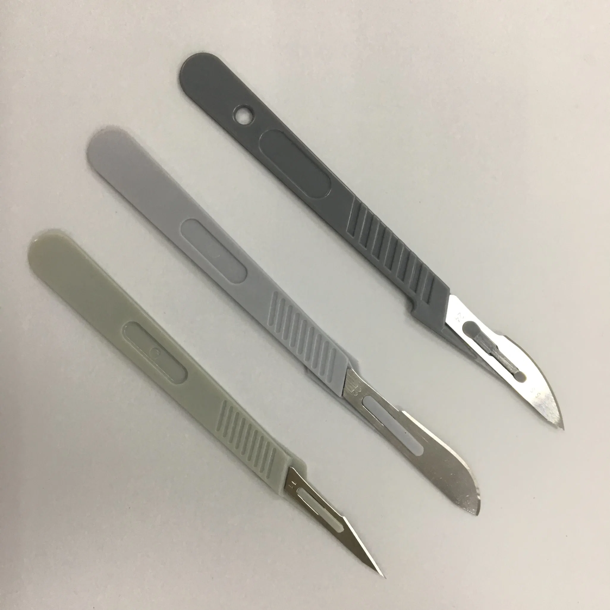 Wholesale/Supplier Medical Disposable Sterile Surgical Blades with Handle