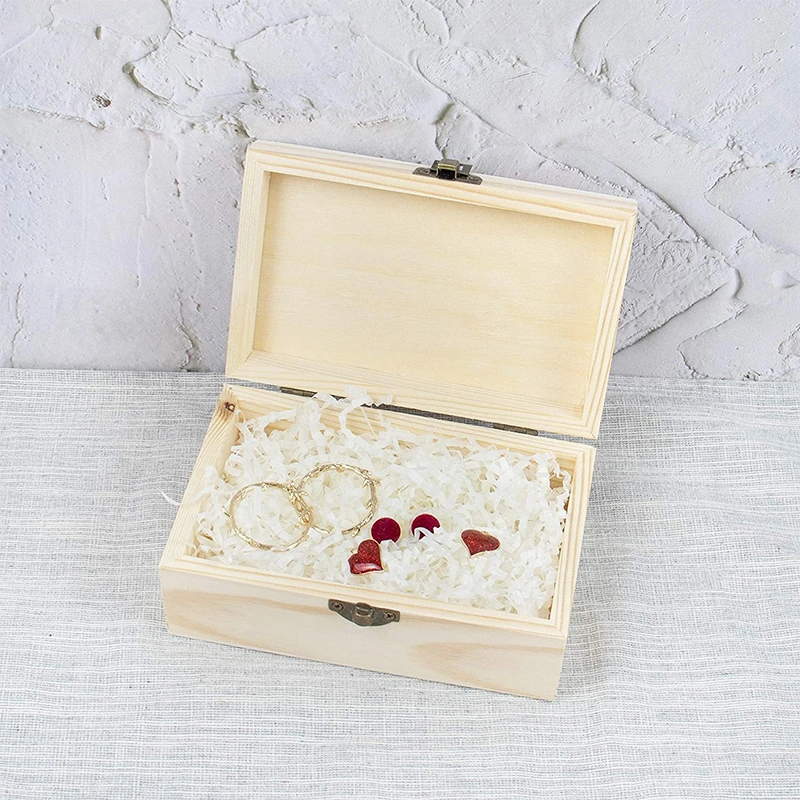 Art Perfume Medium Storage Antique Suitcase packaging Jewelry Treasure Solid Hinged Ring Storage Organizer Cigarette China Small Case Wood Gift Box