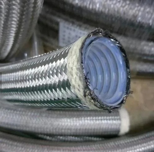 Single Stainless Steel Wire Braid Reinforced Corrugated PTFE Hose